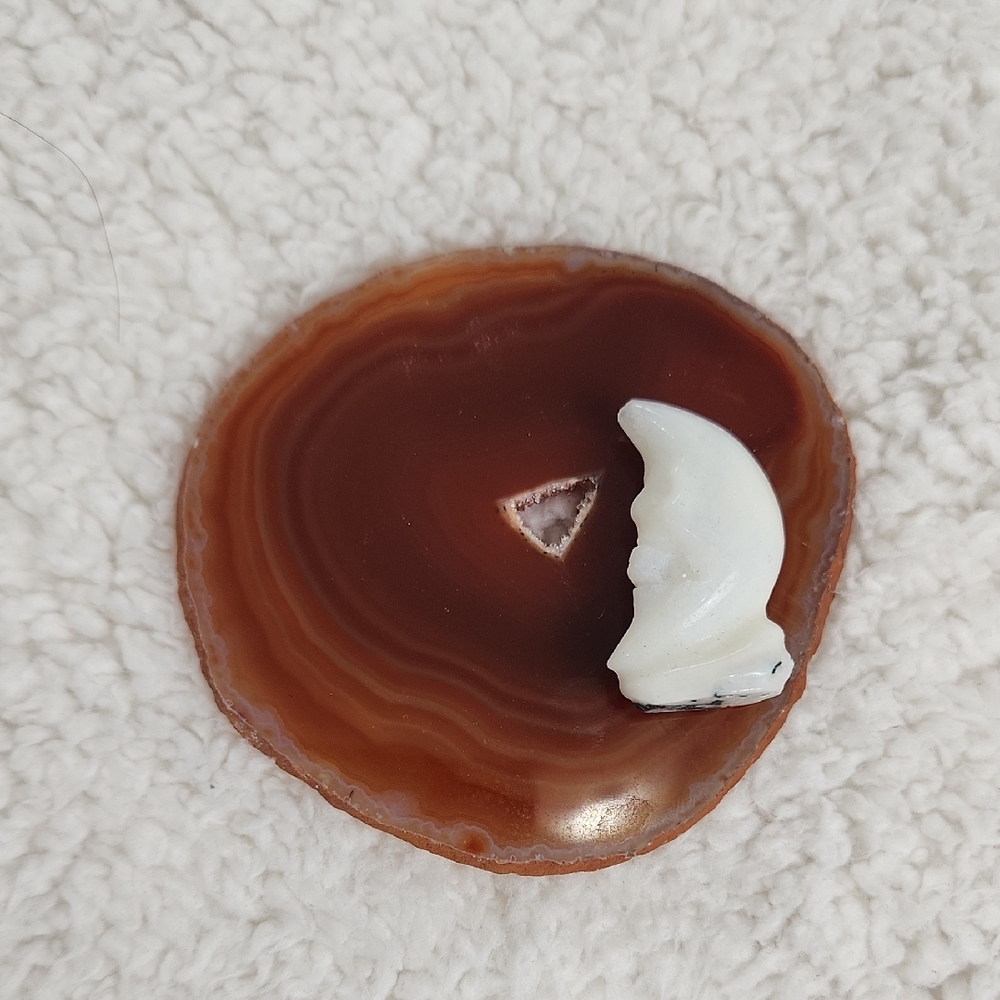 Brown Agate Slice w White Moss Agate Skull Moon Carving Crystal